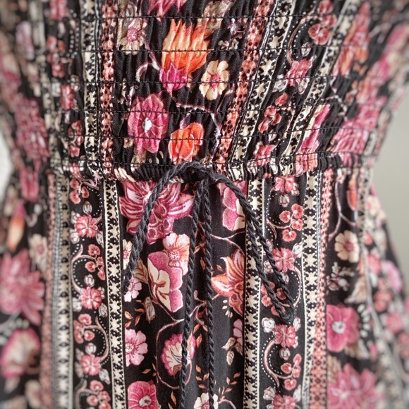 BAND OF GYPSIES | Black Floral Boho Maxi Sun Dress - Picture 4 of 7